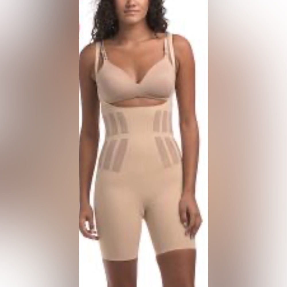 Commando Sculpting High-Waist Shaper - Beige